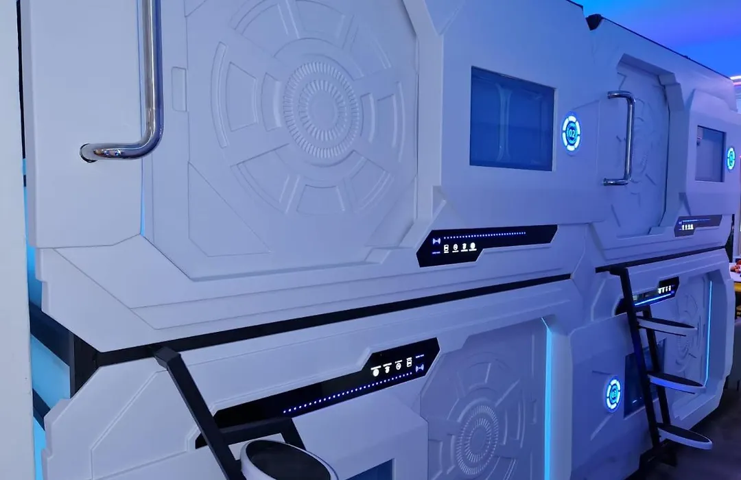 Galaxy Pods Capsule Hotel Boat Quay-1
